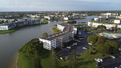 1035 Rexford B in Boca Raton, FL - Building Photo - Building Photo