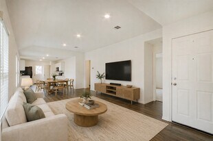 5402 Logan Dale Dr in Brookshire, TX - Building Photo