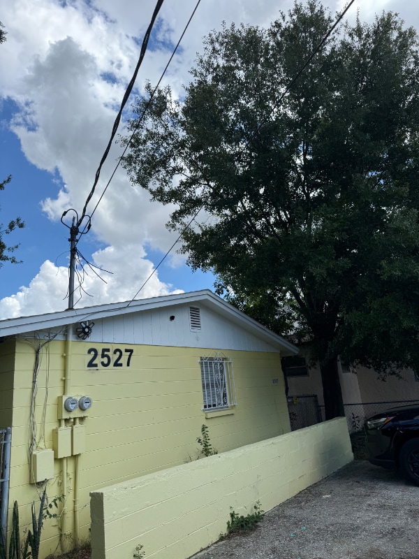 2527 W Palmetto St