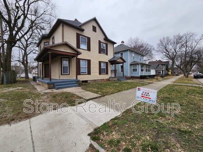 property at 1110 N 9th St