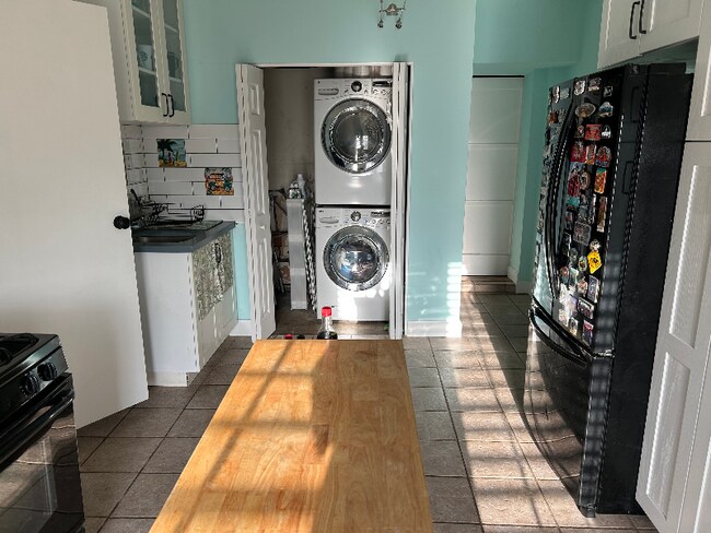 property at 4248 View Pl