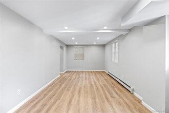 5 Lakeview Ave in Harrison, NY - Building Photo - Building Photo