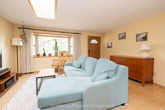 20941 Desert Woods Dr in Bend, OR - Building Photo - Building Photo