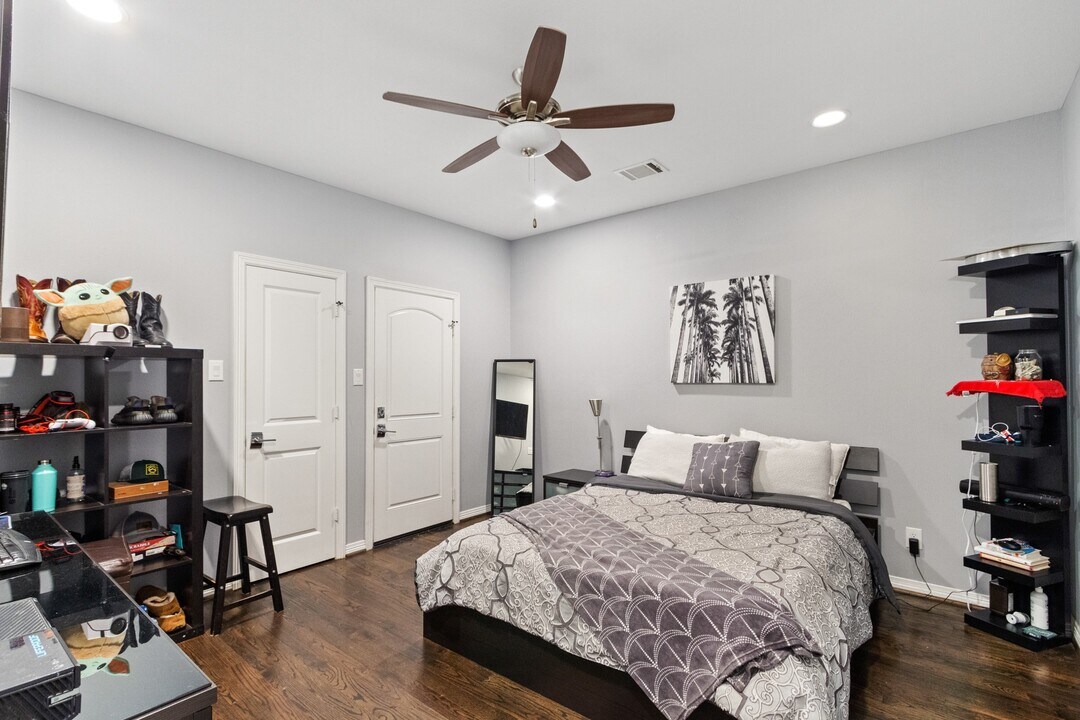 2409 Lawrence St in Houston, TX - Building Photo