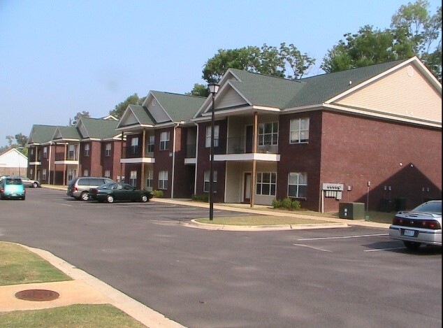 The Ivy at Millbrook in Millbrook, AL - Building Photo