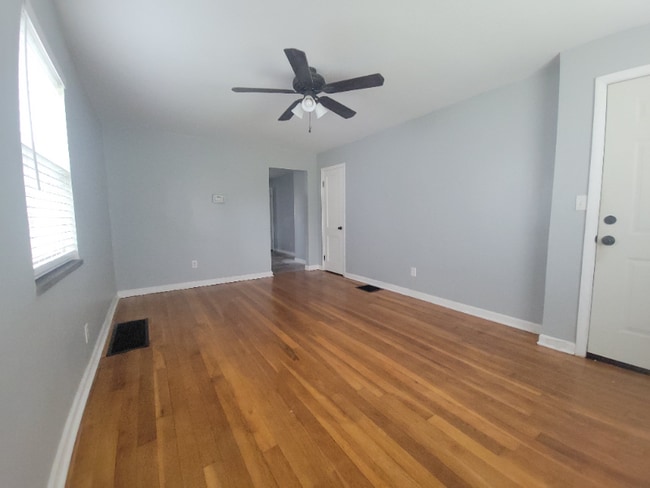 215 Ryburn Ave