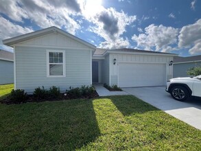 16 Wandering Crk Wy in Palm Coast, FL - Building Photo - Building Photo