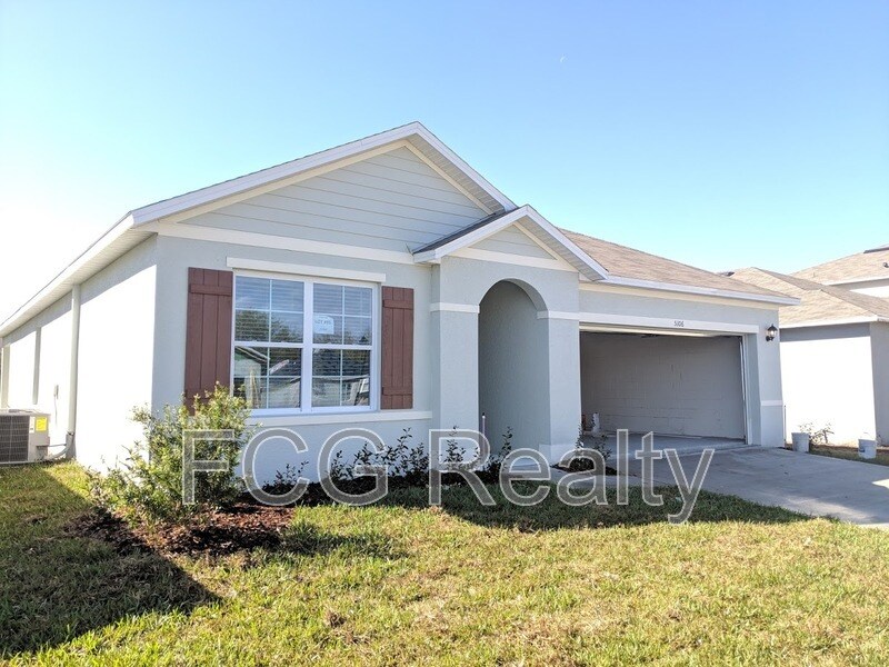 5106 Fiddlewood Way in St. Cloud, FL - Foto de edificio