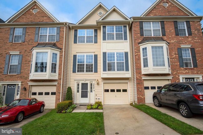 property at 2427 Epstein Ct