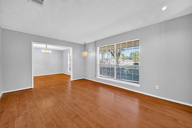 property at 9602 S Petersham Dr