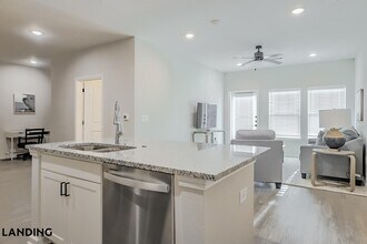 1650 Harris Hill Rd, Unit 06-6209 in San Marcos, TX - Foto de edificio - Building Photo