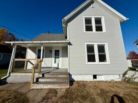 1005 13th Ave in Orion, IL - Building Photo