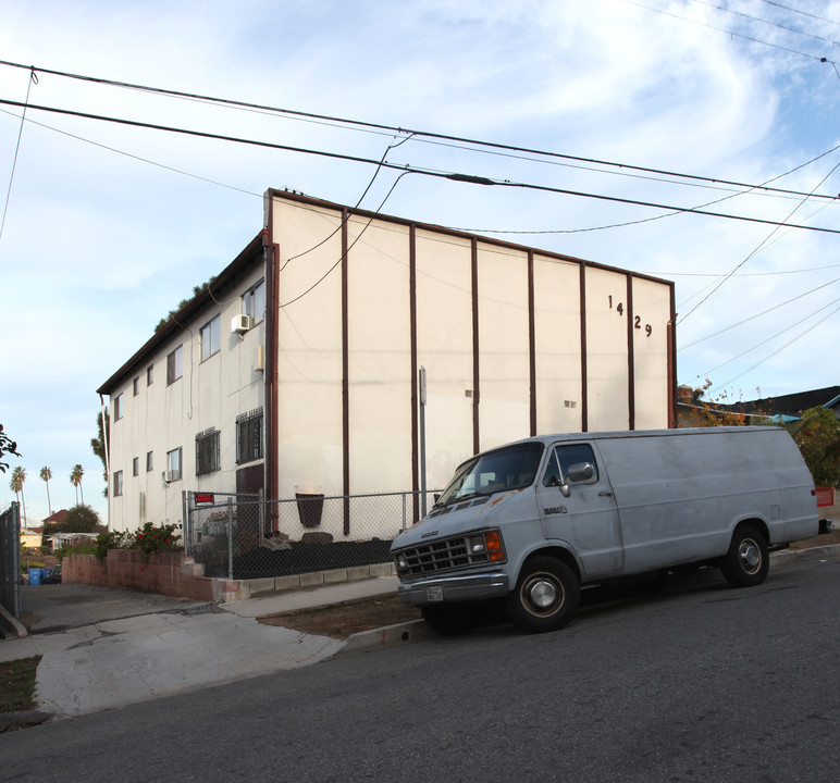 1429 Sutherland St in Los Angeles, CA - Foto de edificio