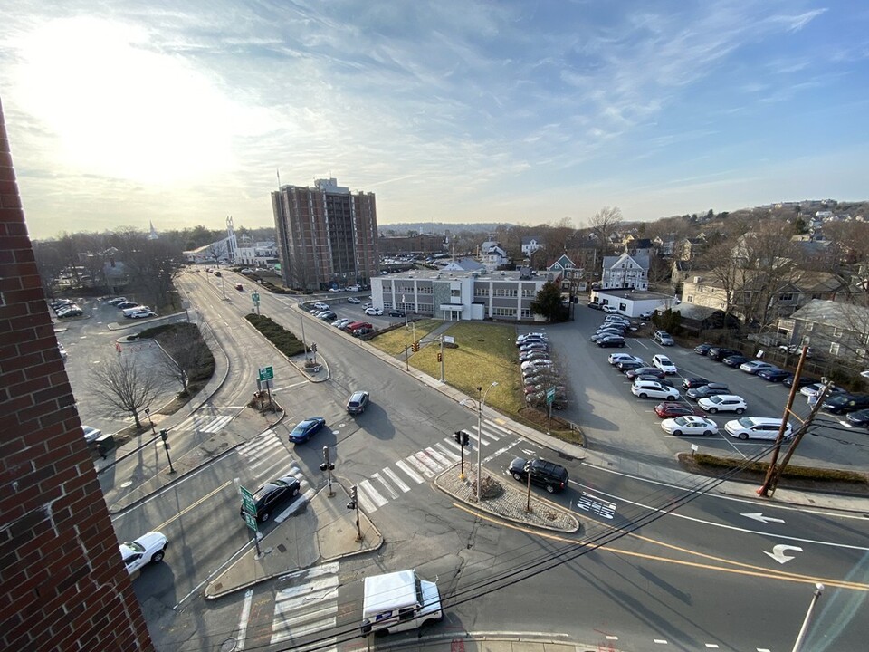 47 Mystic St in Arlington, MA - Building Photo