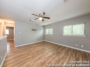 7811 Encanto Vis Dr in San Antonio, TX - Foto de edificio - Building Photo