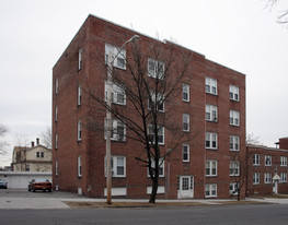 262 Oak St Apartments