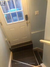 4641 Crosscreek Ct in Mississauga, ON - Building Photo - Building Photo