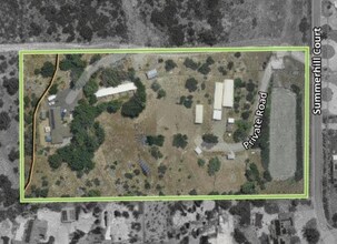 434 Summerhill Ct in Alpine, CA - Building Photo - Building Photo