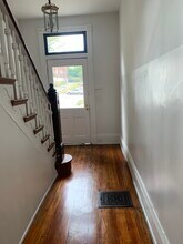 3042 Gilbert Ave in Cincinnati, OH - Building Photo - Building Photo