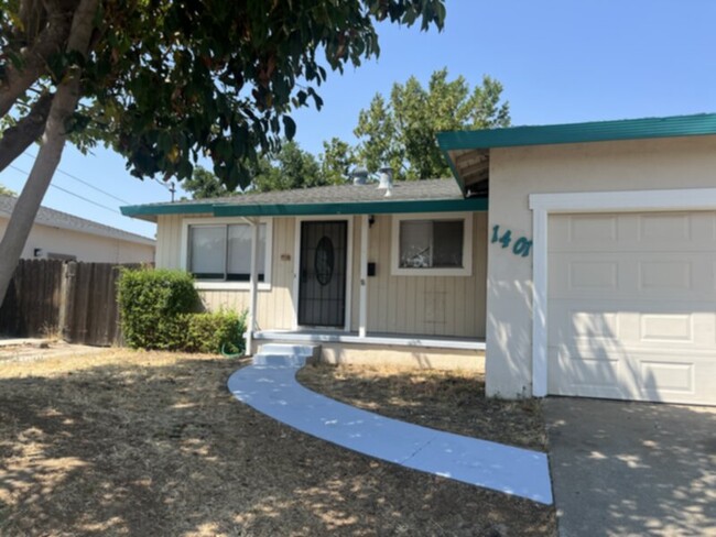 1401 Jacobsen St in Antioch, CA - Building Photo - Building Photo