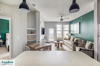 1431 Dixie Hwy, Unit 1-1220 in Covington, KY - Building Photo - Building Photo