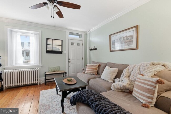 property at 405 Leverington Ave