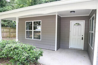 5141 Farm Pl Dr NE in Woodstock, GA - Building Photo - Building Photo