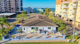 18316 Gulf Blvd in Redington Shores, FL - Building Photo