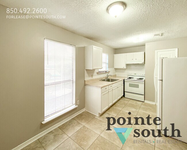 6427 Schoel Ln in Gulf Shores, AL - Building Photo - Building Photo
