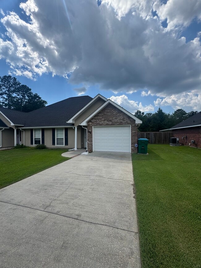 146 S Gate Dr in Ponchatoula, LA - Building Photo - Building Photo