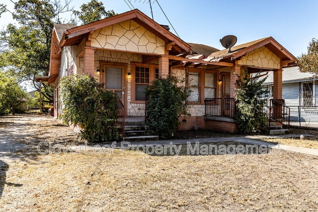 226 Mc Laughlin Ave in San Antonio, TX - Building Photo - Building Photo