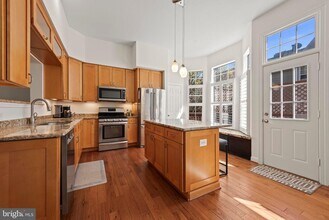 47645 Weatherburn Terrace in Sterling, VA - Building Photo - Building Photo