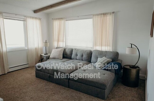 property at 3009 W 33rd Ave