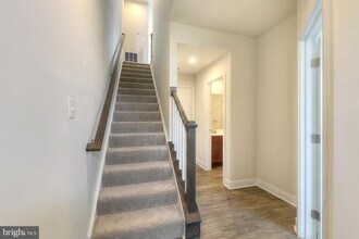 6616 Ballenger Run Blvd in Frederick, MD - Building Photo - Building Photo