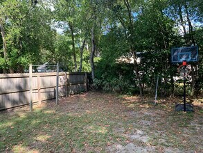 111 Cannon Dr, Unit 111 Cannon Drive in Hartsville, SC - Foto de edificio - Building Photo