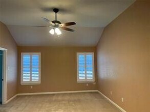 2912 Hollow Valley Dr in Fort Worth, TX - Building Photo - Building Photo