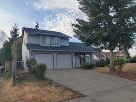 7426 S Sheridan Ave in Tacoma, WA - Building Photo