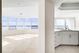 988 Blvd of the Arts in Sarasota, FL - Building Photo - Building Photo