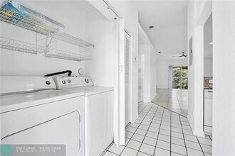 3562 NW 91st Ln in Sunrise, FL - Building Photo - Building Photo