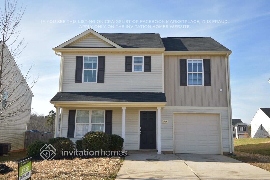 507 Tansy Dr in Charlotte, NC - Building Photo