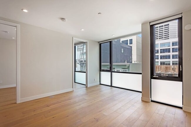 property at 949 Natoma St