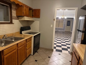 509 N Butrick St in Waukegan, IL - Building Photo - Building Photo