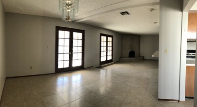 3424 Running Deer Dr in El Paso, TX - Building Photo - Building Photo