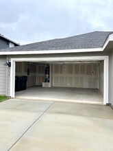 264 Denali Dr in Kyle, TX - Foto de edificio - Building Photo