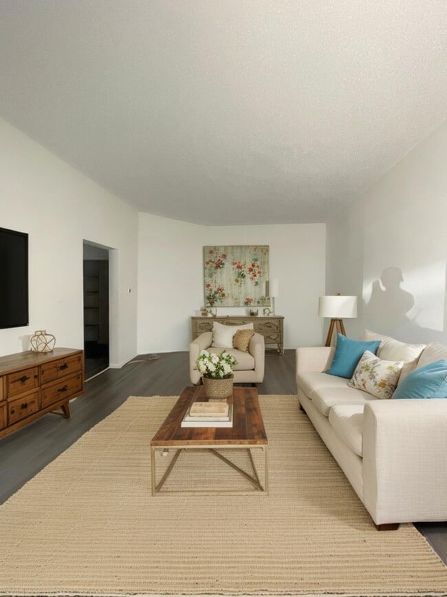 property at 1908 Arlington Ave