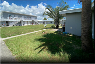 LIZS at Vero Beach Apartments in Vero Beach, FL - Building Photo - Building Photo