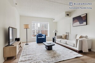 444 Washington Blvd in Jersey City, NJ - Building Photo