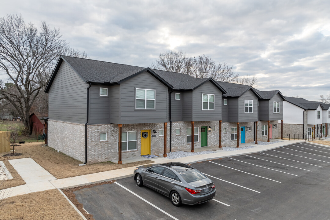 Wedington Heights in Fayetteville, AR - Building Photo