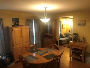 30 East Main St., Unit 2nd Floor in Branford, CT - Foto de edificio - Building Photo