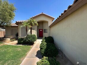 7558 E 26th St in Yuma, AZ - Building Photo - Building Photo
